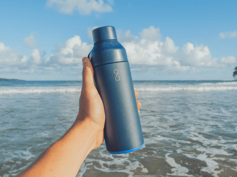 Reusable bottles, cups and mugs