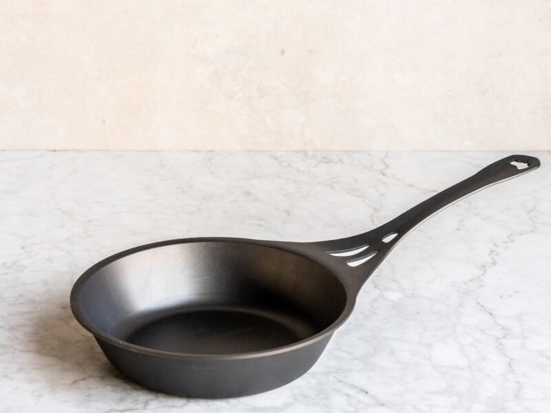 22cm Quenched Seamless Iron Sauté Pan By Solidteknics | Size: 22cm