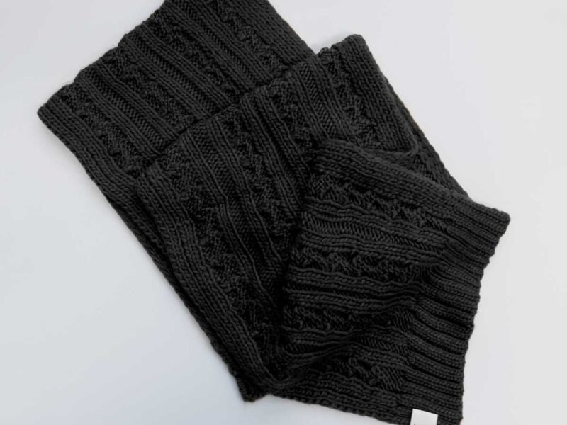Black No-Wool Woolly Scarf