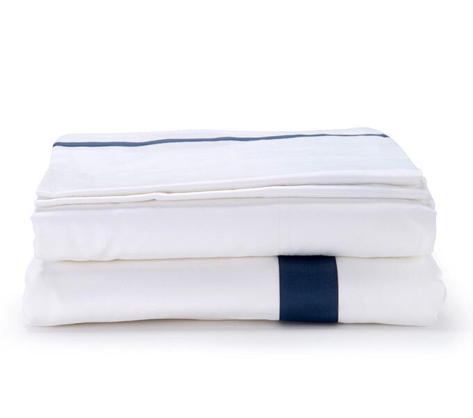 White with Navy Single Band Organic Cotton Sateen Weave Bedding Set
