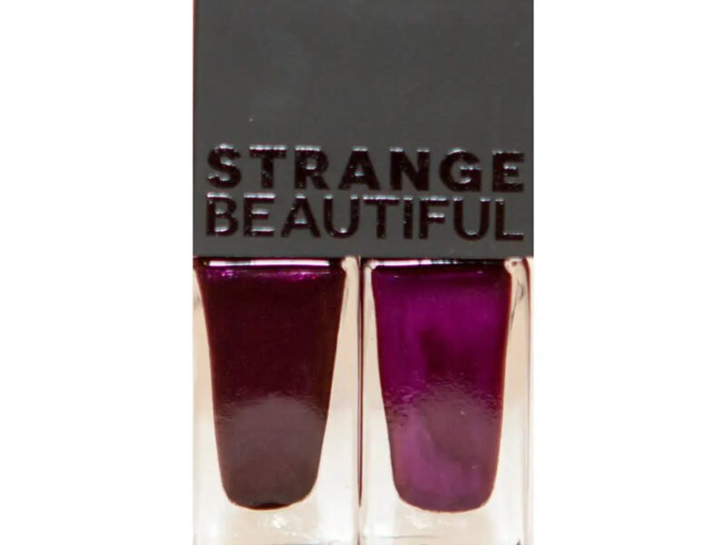 Strange Beautiful Surgical Nail Polish 2x4ml