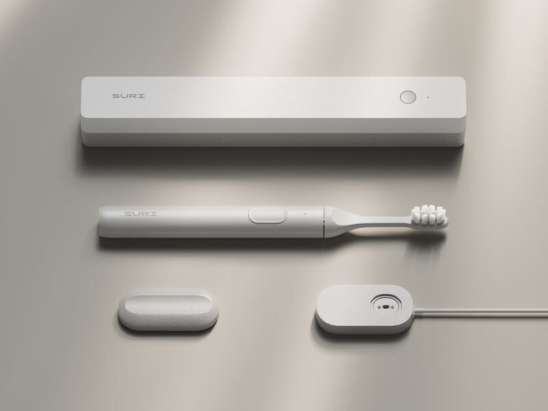 Sustainable Electric SURI Toothbrush By Suri | Colour: Sea Mist | Bundle: Brush + UV Case